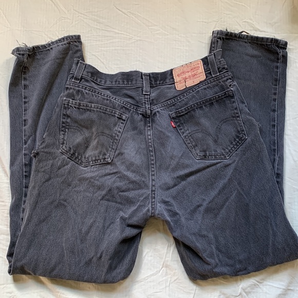 Levi’s Mens 560’s 34 x 36 distressed jeans - patched with custom sewing 🧵 - Picture 7 of 8